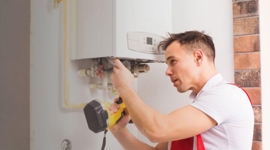 Expert burst pipe repair services in Russellville, MO